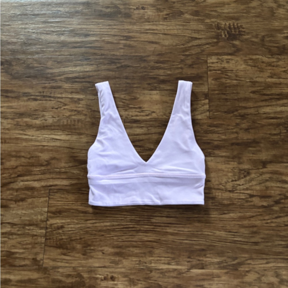 Lululemon Size 2 V-Neck Sports Bra